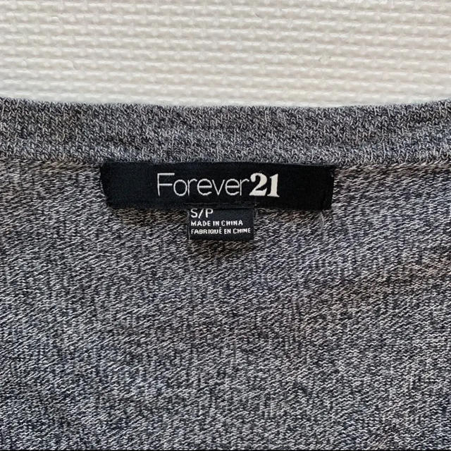 FOREVER 21(フォーエバートゥエンティーワン)のForever21♡Vネックリブtops レディースのトップス(カットソー(長袖/七分))の商品写真