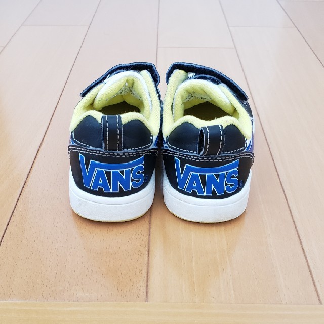 VANS(ヴァンズ)のVANSスニーカー キッズ/ベビー/マタニティのキッズ靴/シューズ(15cm~)(スニーカー)の商品写真