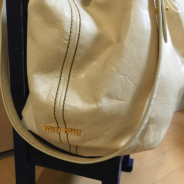 miu miu 大きめ ボストンバッグ miu miu 大きめ ボストンバッグ