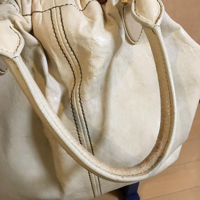 miu miu 大きめ ボストンバッグ miu miu 大きめ ボストンバッグ
