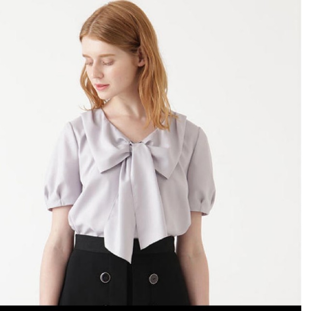 JILLSTUART(ジルスチュアート)の新品 JILLSTUART ブラウス  レディースのトップス(シャツ/ブラウス(半袖/袖なし))の商品写真