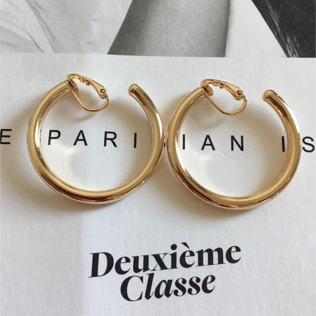 DEUXIEME CLASSE(ドゥーズィエムクラス)の★新品 DEUXIEME CLASSE ドゥーズィエムクラス フープイヤリング レディースのアクセサリー(イヤリング)の商品写真