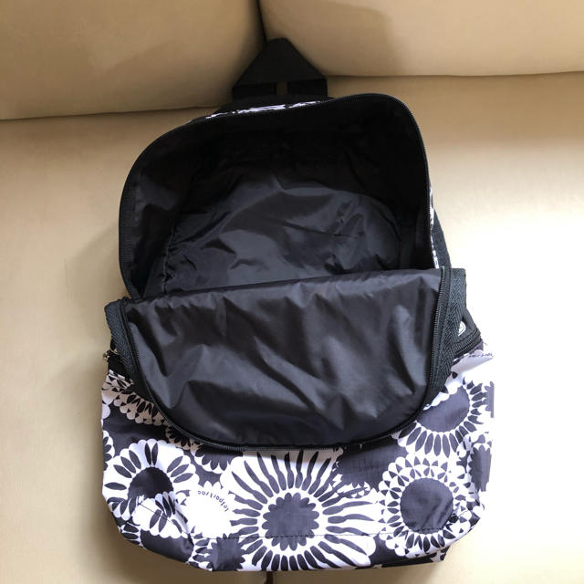 LeSportsac(レスポートサック)のレスポートサック　リュック レディースのバッグ(リュック/バックパック)の商品写真