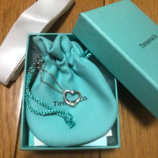 ティファニー(Tiffany & Co.)のTiffanyピンクサファイアオープンハート(ネックレス)