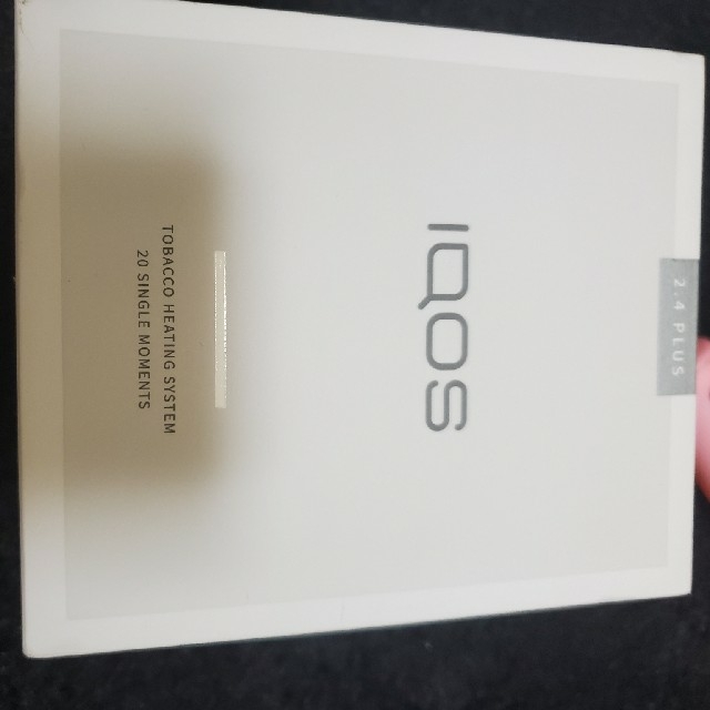 IQOS(アイコス)のIQOS　2.4PLUS　タバコ付き スマホ/家電/カメラの美容/健康(その他)の商品写真