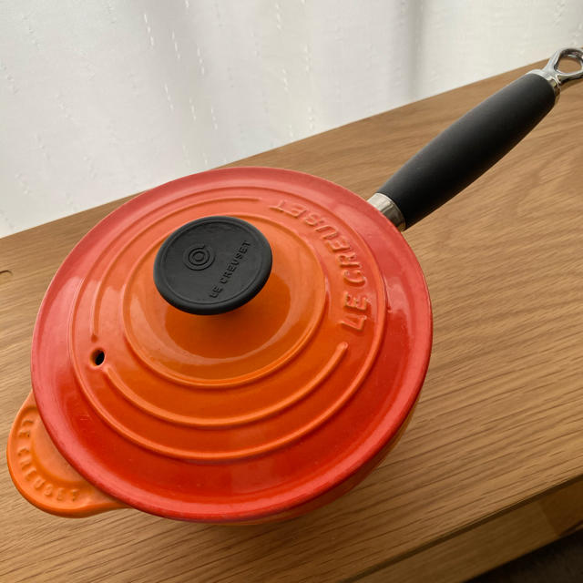 LE CREUSET(ルクルーゼ)のル・クルーゼ　片手鍋　ソースパン　16 インテリア/住まい/日用品のキッチン/食器(鍋/フライパン)の商品写真