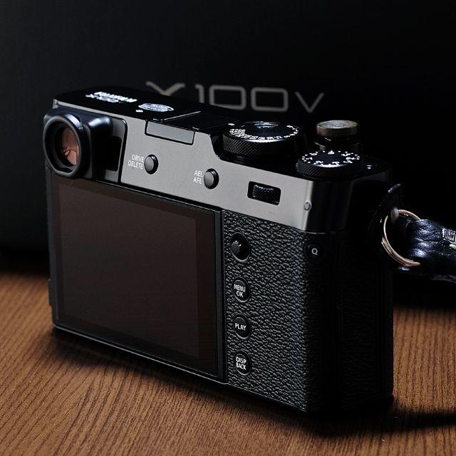 美品! Fujifilm X100V + 純正フィルター・純正レンズフード 美品! Fujifilm X100V + 純正フィルター・純正レンズフード