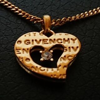 ジバンシィ(GIVENCHY)のGIVENCHY ハートのネックレス 中古(ネックレス)