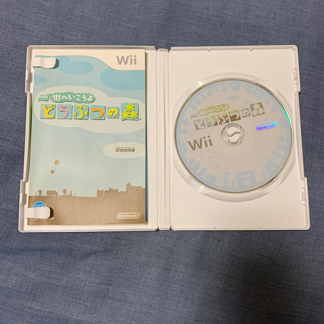 任天堂(ニンテンドウ)の街へいこうよ どうぶつの森 Wii エンタメ/ホビーのゲームソフト/ゲーム機本体(家庭用ゲームソフト)の商品写真