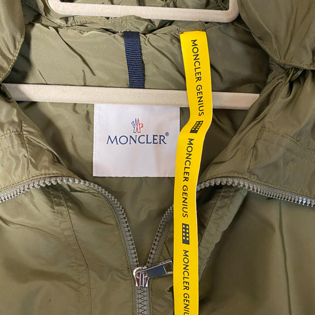 MONCLER(モンクレール)のモンクレール ブルゾン レディースのジャケット/アウター(ブルゾン)の商品写真