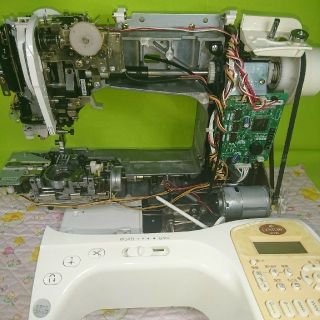 ブラザー コンピュータミシン センチュリー9000の通販 by ミシンラクマ