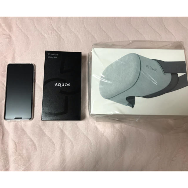 AQUOS(アクオス)のAQUOS R5G SH-51A Black スマホ/家電/カメラのスマートフォン/携帯電話(スマートフォン本体)の商品写真