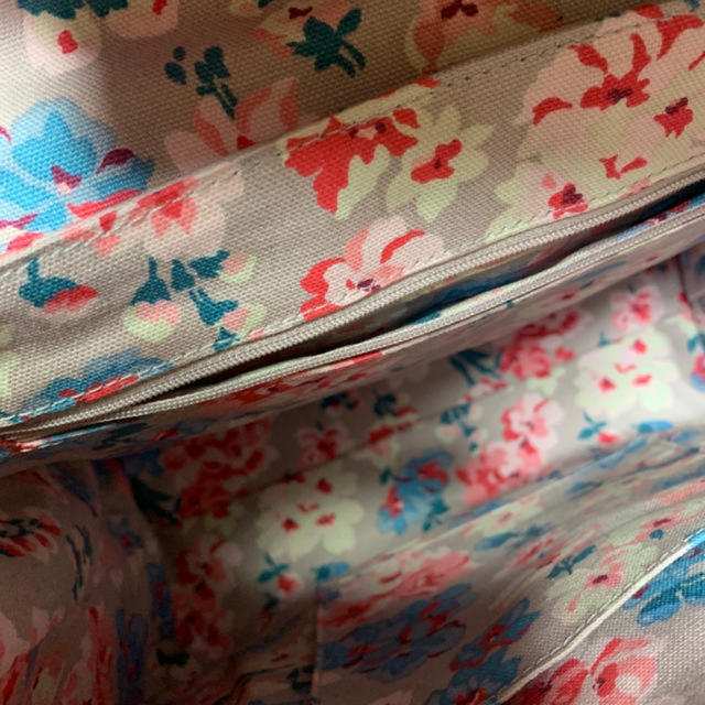 Cath Kidston(キャスキッドソン)の新品　キャスキッドソン　バッグ レディースのバッグ(ハンドバッグ)の商品写真