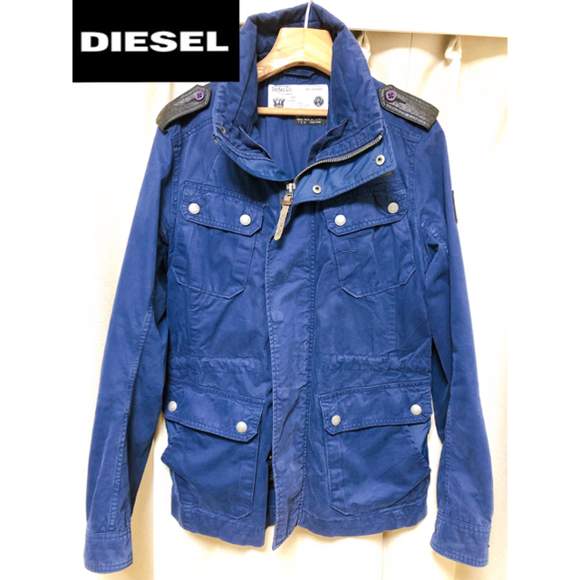 DIESEL(ディーゼル)のDIESEL M-65 ジャケット　ネイビー　メンズ　Mサイズ メンズのジャケット/アウター(ミリタリージャケット)の商品写真