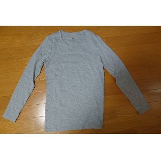 ユニクロ(UNIQLO)のUNIQLO　クルーネックT（長袖）(Tシャツ(長袖/七分))