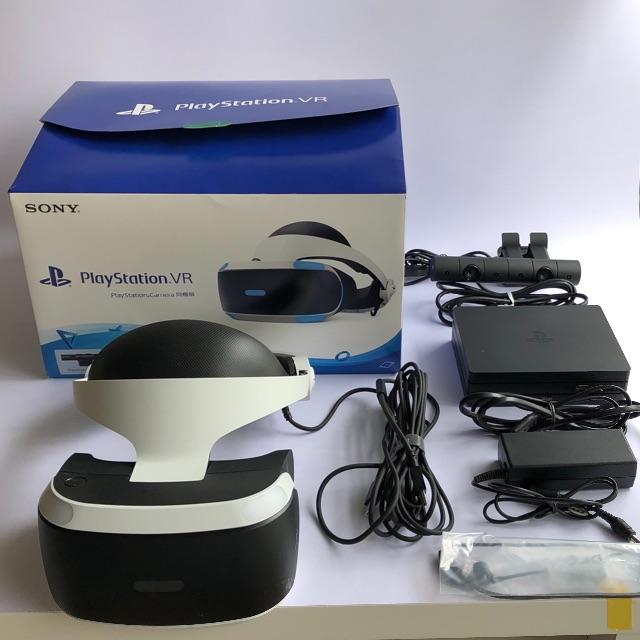 PlayStation VR(プレイステーションヴィーアール)のPlayStation VR カメラ同梱 PSVR エンタメ/ホビーのゲームソフト/ゲーム機本体(家庭用ゲーム機本体)の商品写真