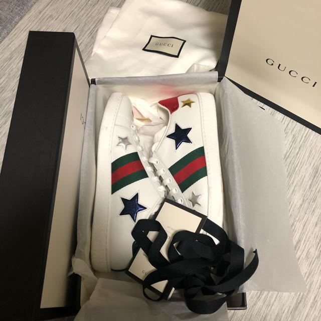 Gucci(グッチ)のGucci スニーカー　スター　37 レディースの靴/シューズ(スニーカー)の商品写真