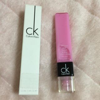 カルバンクライン(Calvin Klein)のリップグロス デリシャスボウ(リップグロス)