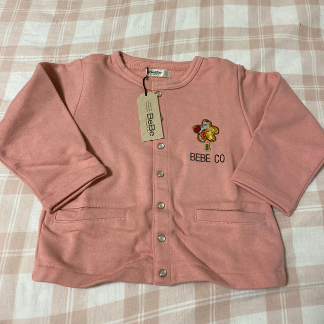 BeBe(ベベ)のBeBeべべカーディガン キッズ/ベビー/マタニティのキッズ服女の子用(90cm~)(カーディガン)の商品写真