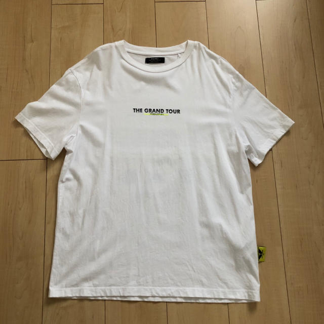 Bershka(ベルシュカ)のベルシュカ　Tシャツ メンズのトップス(Tシャツ/カットソー(半袖/袖なし))の商品写真