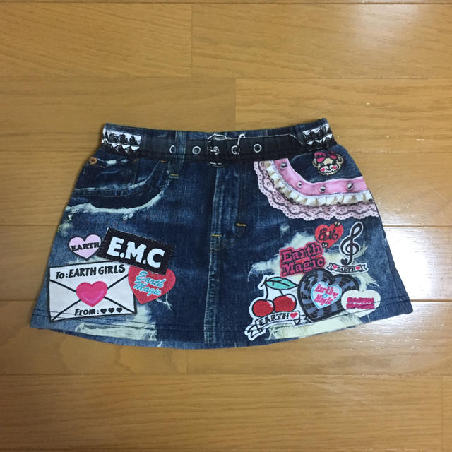 EARTHMAGIC(アースマジック)のアースマジック ライクアデニム スカート キッズ/ベビー/マタニティのキッズ服女の子用(90cm~)(スカート)の商品写真