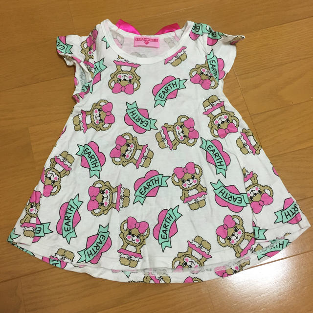 EARTHMAGIC(アースマジック)のアースマジック Tシャツ チュニック キッズ/ベビー/マタニティのキッズ服女の子用(90cm~)(Tシャツ/カットソー)の商品写真