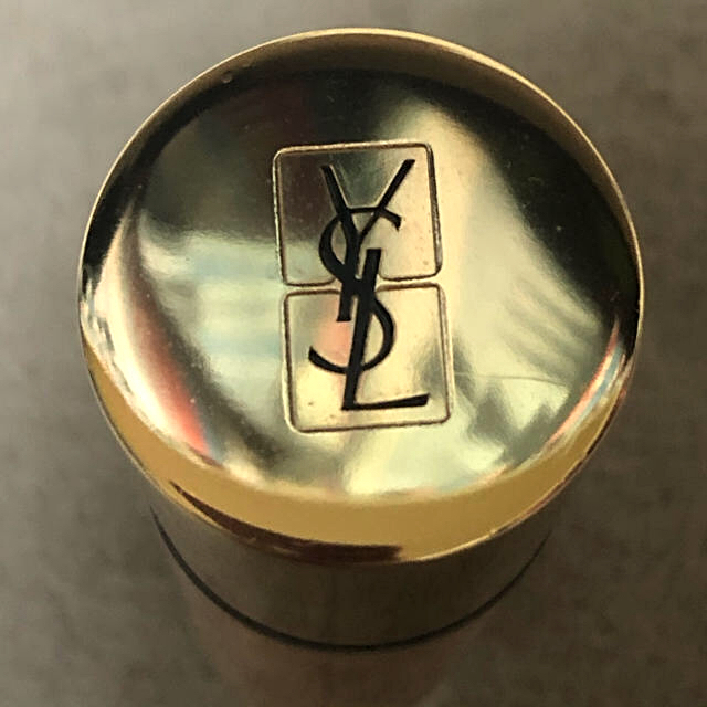 Yves Saint Laurent Beaute(イヴサンローランボーテ)のイヴ サンローラン タン ラディアント タッチ エクラ #B20 コスメ/美容のベースメイク/化粧品(ファンデーション)の商品写真