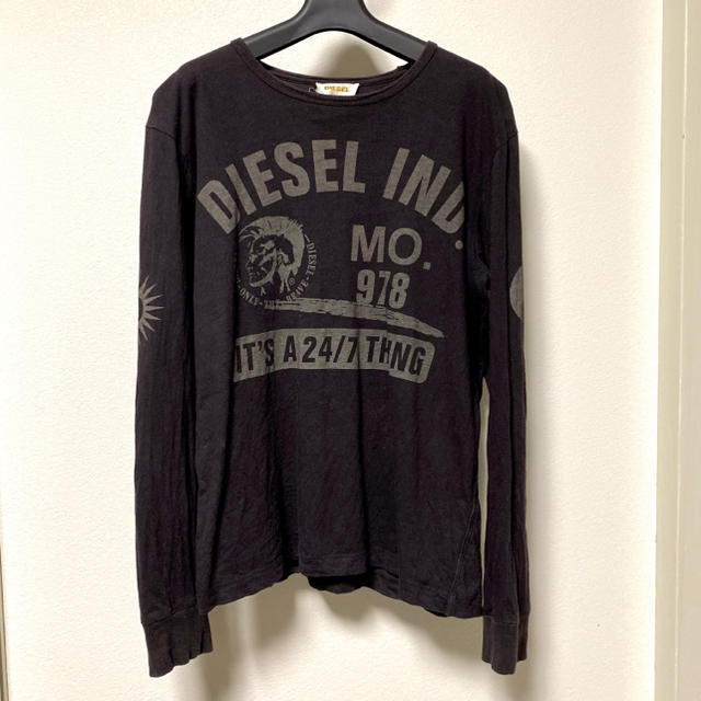 DIESEL(ディーゼル)のDIESELディーゼル　ロンT Tシャツ メンズのトップス(Tシャツ/カットソー(七分/長袖))の商品写真