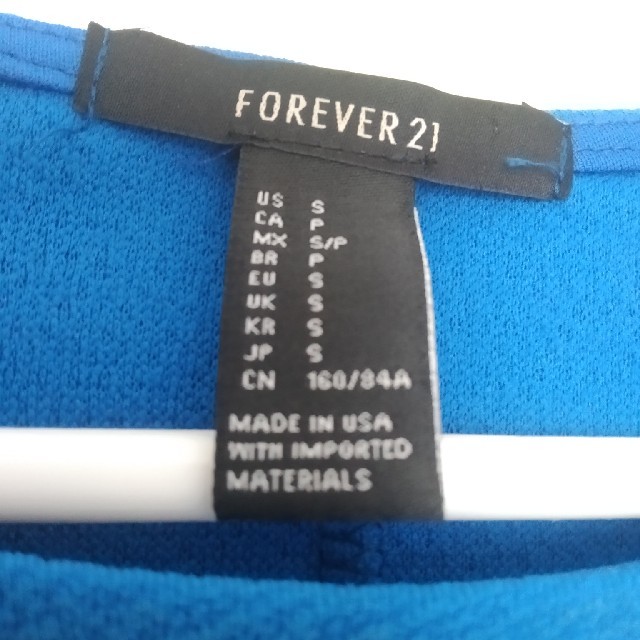 FOREVER 21(フォーエバートゥエンティーワン)のforever21 ブルーワンピース レディースのワンピース(ひざ丈ワンピース)の商品写真