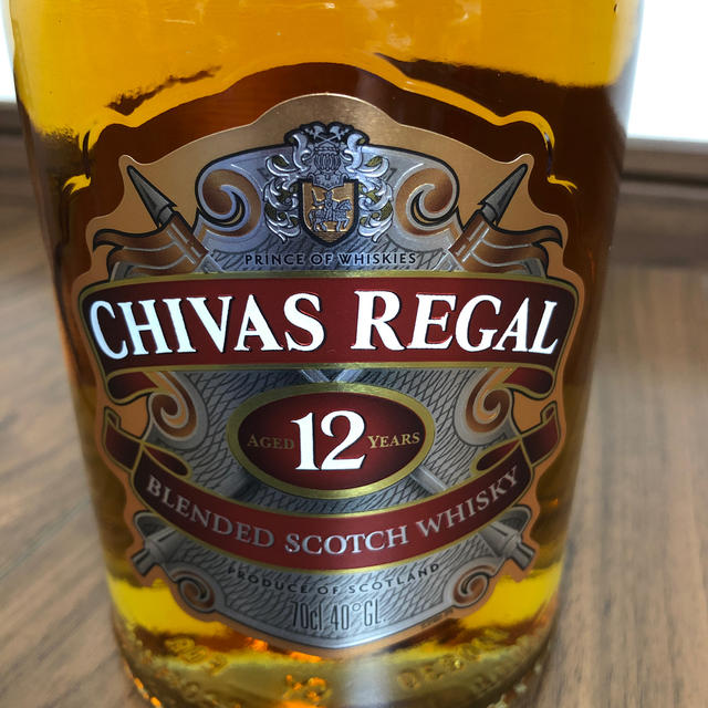 ウイスキー　Chivas regal 12年　700ml 食品/飲料/酒の酒(ウイスキー)の商品写真