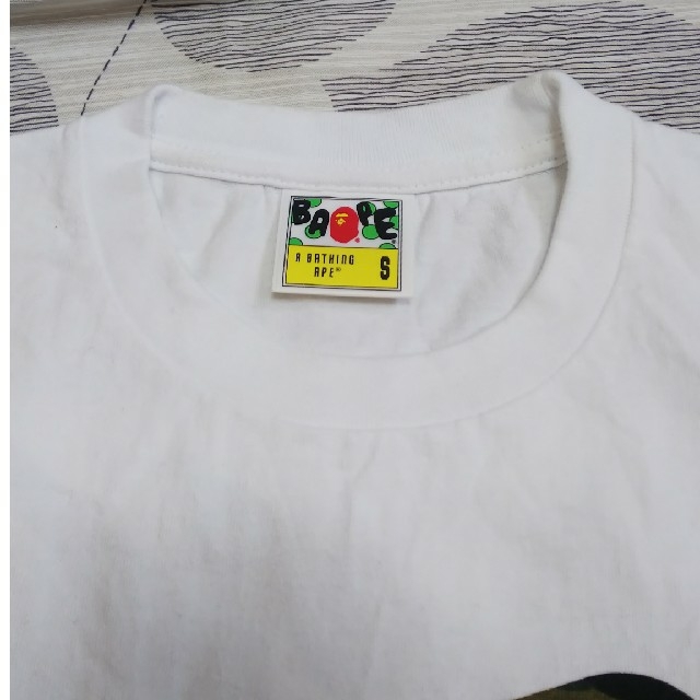 A BATHING APE(アベイシングエイプ)のAPE  Tシャツ  size.S   状態◎ メンズのトップス(Tシャツ/カットソー(半袖/袖なし))の商品写真