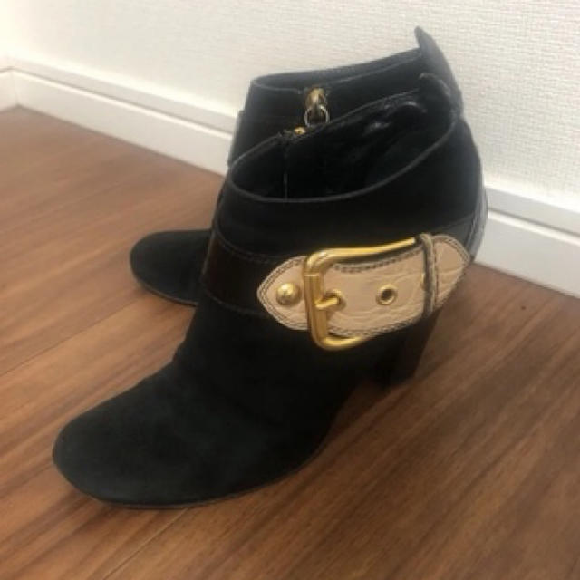 GIUZEPPE ZANOTTI(ジュゼッペザノッティ)のジュゼッペザノッティ　ブーティー　ショートブーツ レディースの靴/シューズ(ブーツ)の商品写真