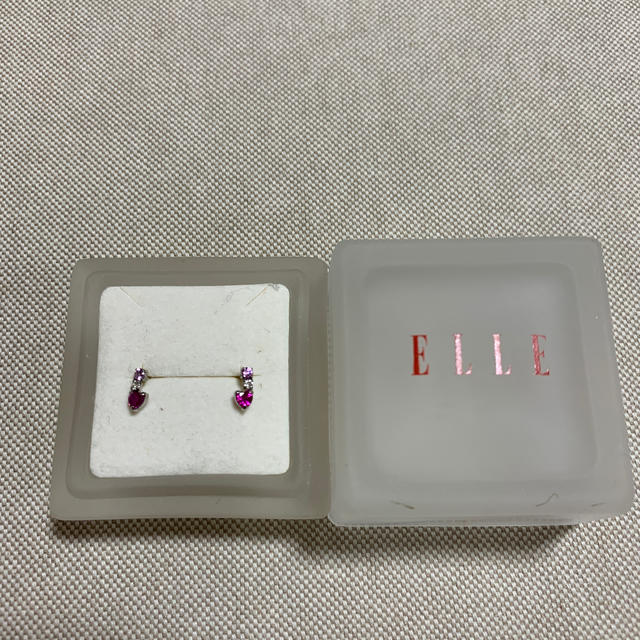 当店一番人気】 ELLE - 専用ELLE ピアスK18WG ピアス