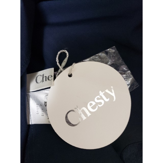 Chesty(チェスティ)のCHESTY 新品未使用タグ付きブラウス レディースのトップス(シャツ/ブラウス(半袖/袖なし))の商品写真