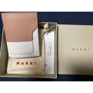 マルニ(Marni)のMARNI 二つ折り財布　ミニ財布(財布)