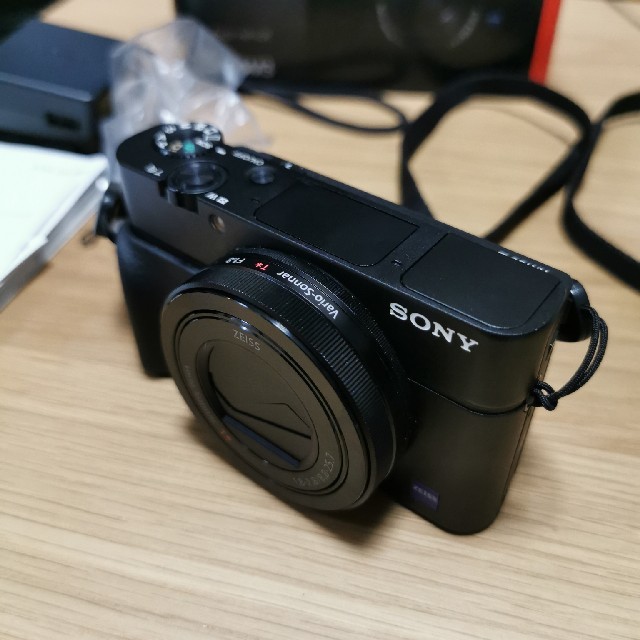 SONY　DSC-RX100M3