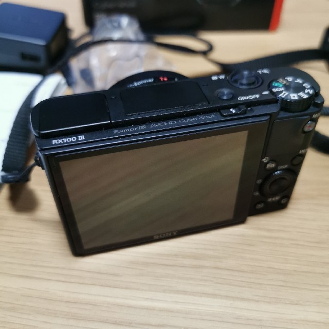 SONY　DSC-RX100M3