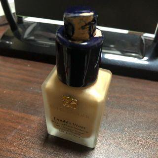 エスティローダー(Estee Lauder)のmone様専用　ファンデとパウダーセット(ファンデーション)