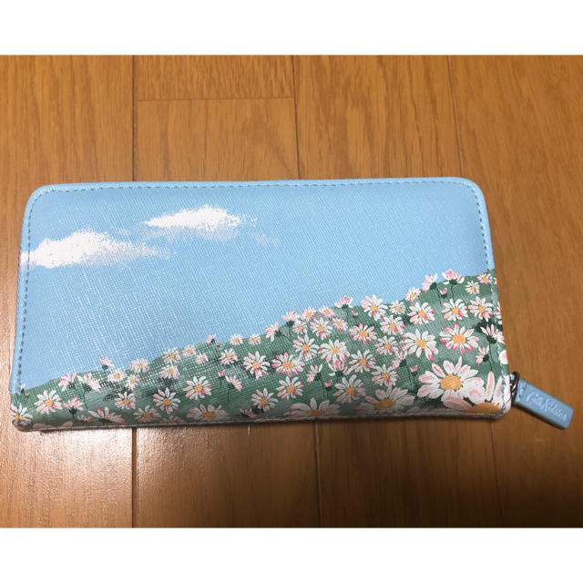 Cath Kidston(キャスキッドソン)の【さや様専用】CathKidston  コンチネンタルウォレット　アリスズメドー レディースのファッション小物(財布)の商品写真