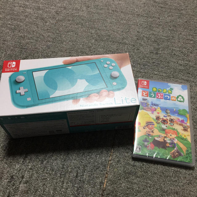 任天堂【美品】どうぶつの森とNintendo Switch  Lite ターコイズ