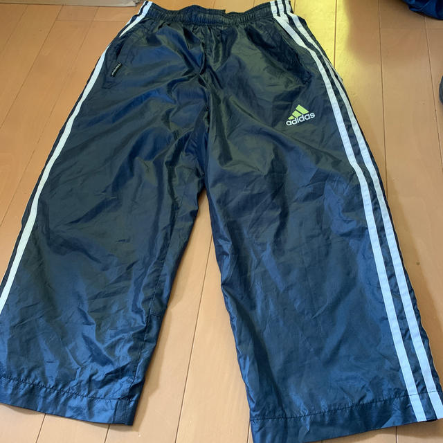 adidas(アディダス)のアディダス　半端丈シャカシャカパンツ　160 キッズ/ベビー/マタニティのキッズ服男の子用(90cm~)(パンツ/スパッツ)の商品写真