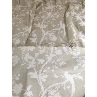 ローラアシュレイ(LAURA ASHLEY)の貴重！ローラアシュレイオリエンタルガーデン　カーテン　100×200 2枚(カーテン)