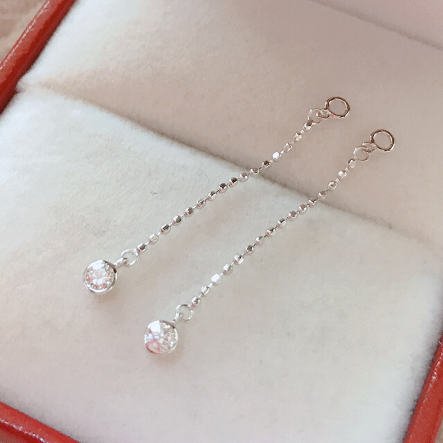 K18WG ピアスチャーム♡合計0.1ct ダイヤモンドチャーム 高質で安価