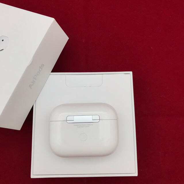 Apple - Apple air pods pro MWP22J/A 充電ケースの通販 by une pomme｜アップルならラクマ 格安超歓迎