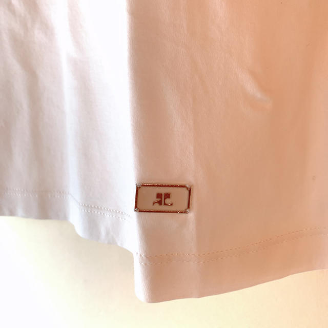 Courreges(クレージュ)のお値下げ　クレージュ    Tシャツ白 レディースのトップス(Tシャツ(半袖/袖なし))の商品写真