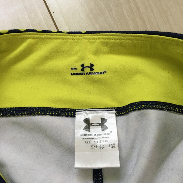 UNDER ARMOUR(アンダーアーマー)のUNDER ARMOUR  サイズS スポーツ/アウトドアのトレーニング/エクササイズ(ヨガ)の商品写真