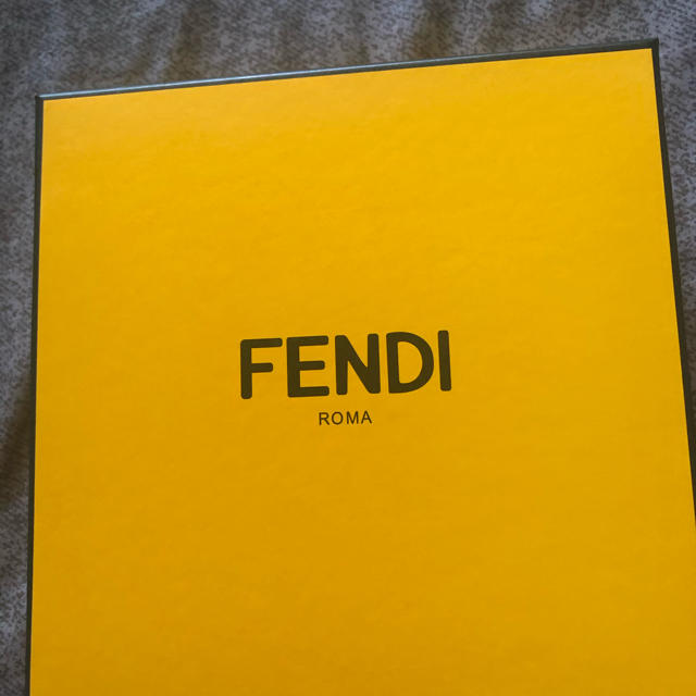 FENDI(フェンディ)のfendi   ベルト　新品未使用 メンズのファッション小物(ベルト)の商品写真