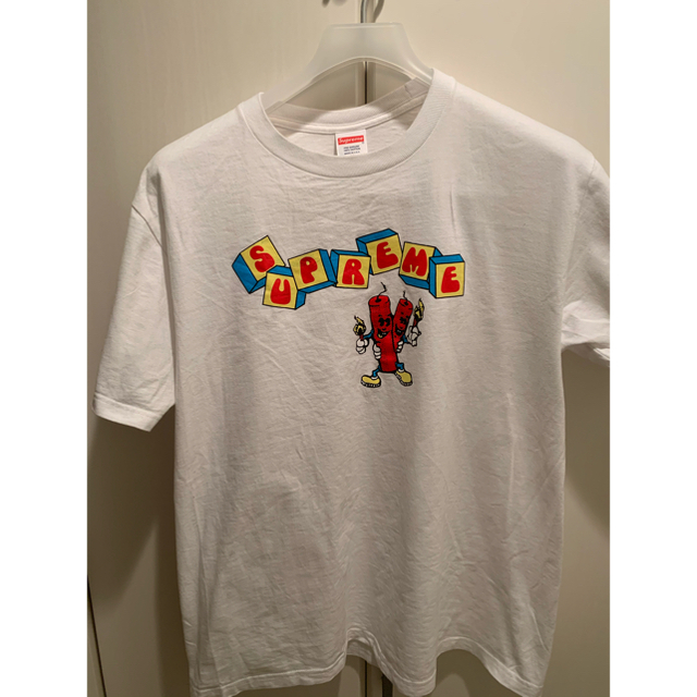 M 白 supreme dynamite tee