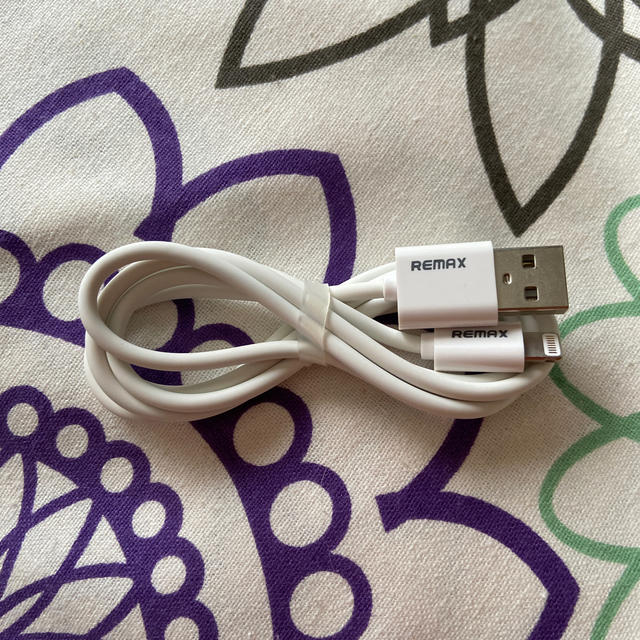 USB DATA CABLE スマホ/家電/カメラのスマホアクセサリー(その他)の商品写真