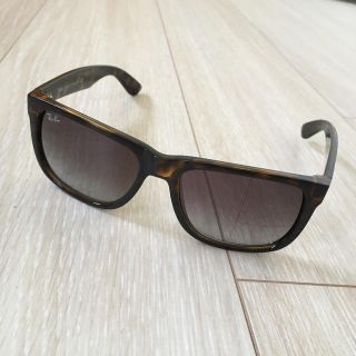 Ray-Ban(サングラス/メガネ)のフリマアイテム一覧 Ray-Ban(サングラス/メガネ)のフリマアイテム一覧